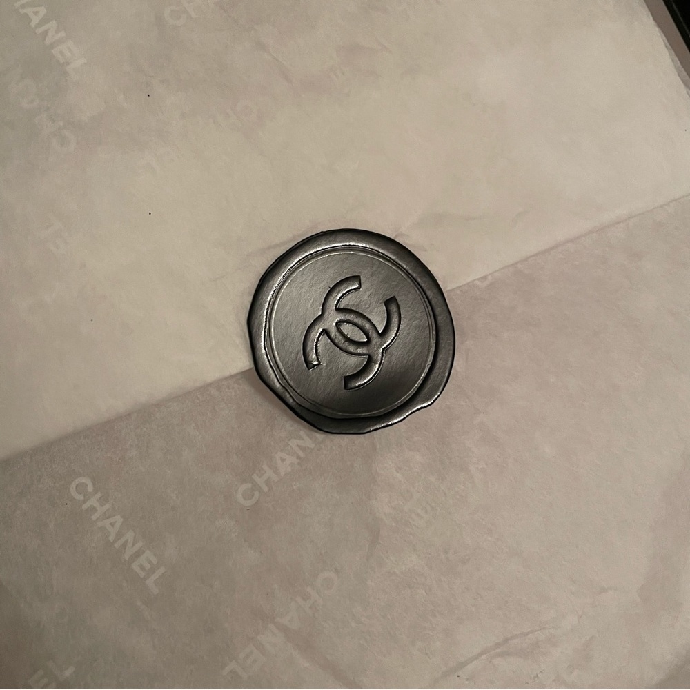 Chanel Box - Picture 6 of 8